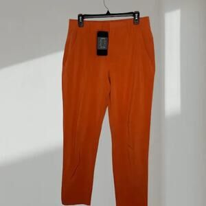 NWT Fabletics “The Only Pant” Water-Resistant Pants(Women’s Small)